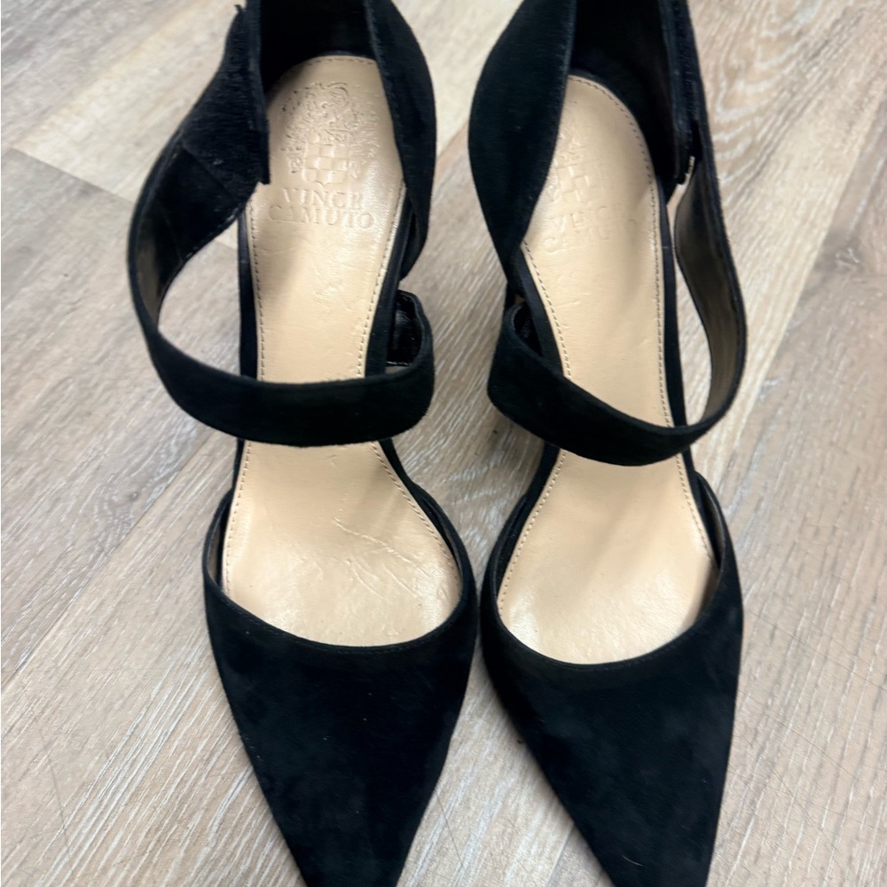 Vince Camuto Sueded Solid Black Ankle Strap Pointed Toe Size 8.5M women's